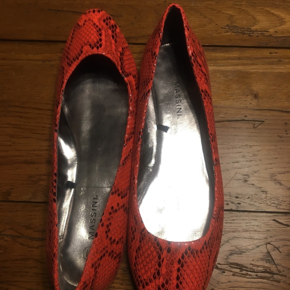 Hot Pink Snakeskin pointed flats
